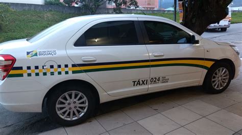 ponto de taxi em registro